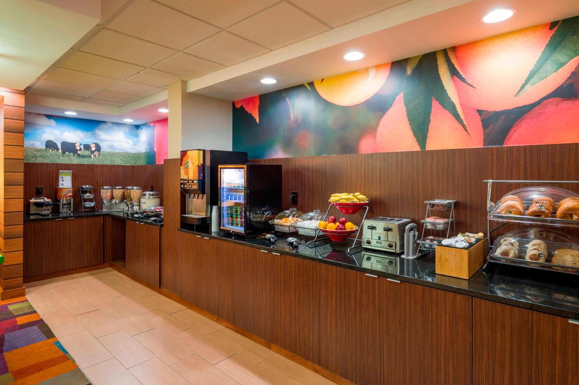 Hotel Fairfield & By Marriott Allentown Bethlehem/lehigh Valley Airport Bethlehem