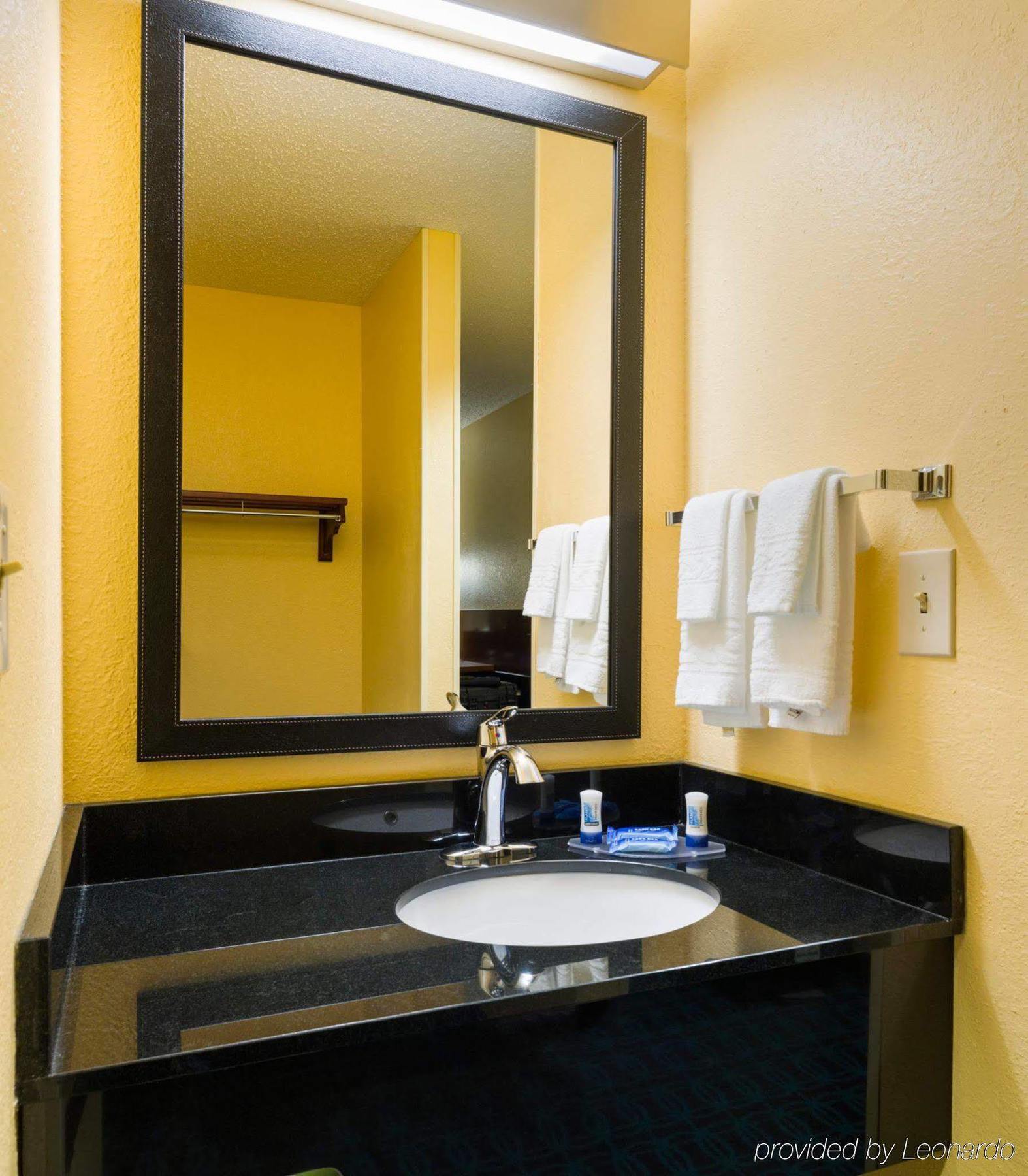 Fairfield & By Marriott Allentown Bethlehem/lehigh Valley Airport Hotel 3*